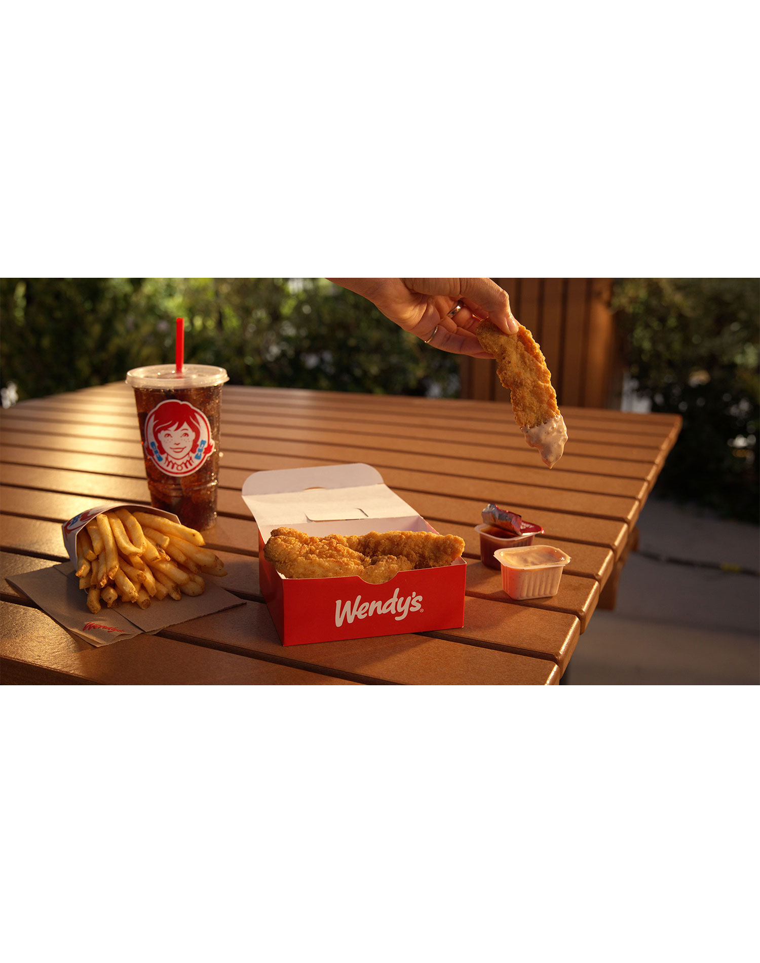 wendy's tendys and dips review: wendy's tendys, fries, dipping sauce and a soda